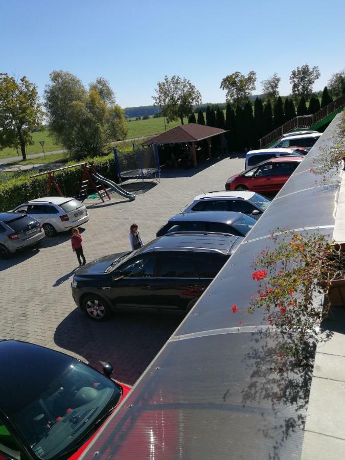 Apartman Taktik Veľký Meder Exteriör bild